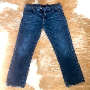 Lucky Brand 223 straight blue jeans